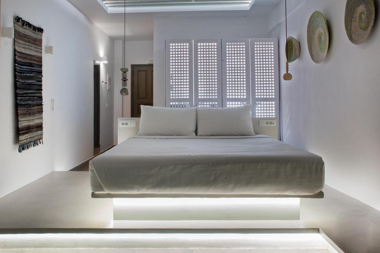 Amity Suites - Adults Only Fira  Eksteriør billede