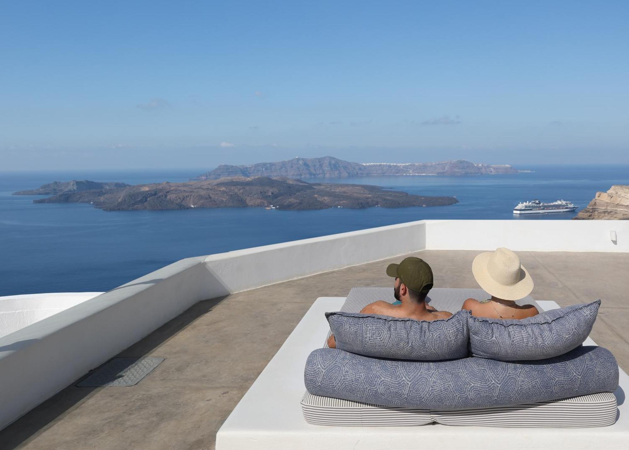 Amity Suites - Adults Only Fira  Eksteriør billede