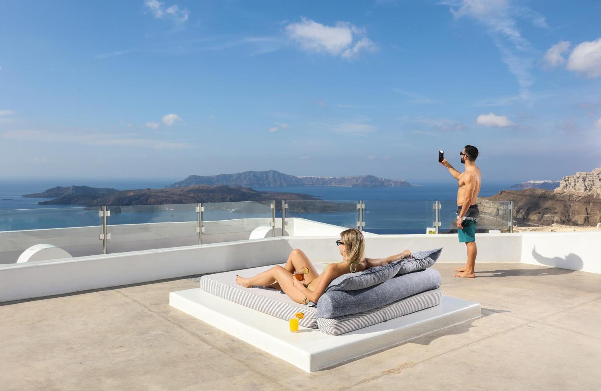 Amity Suites - Adults Only Fira  Eksteriør billede
