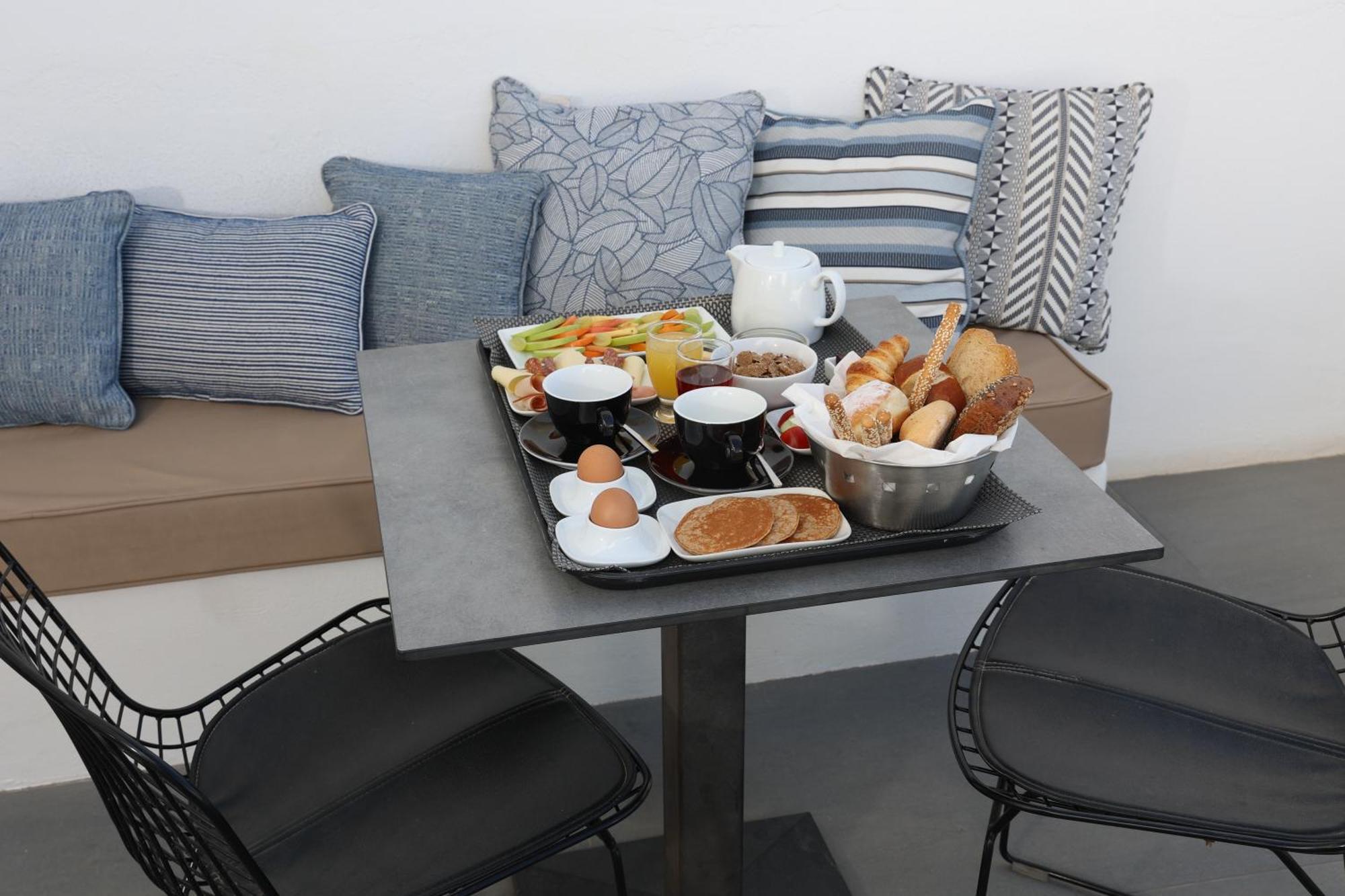 Amity Suites - Adults Only Fira  Værelse billede